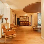 Hotel De Nell