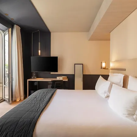 De Nell Hotel 5*