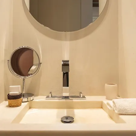 Hotel De Nell 5*