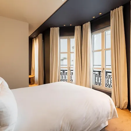 De Nell Hotel