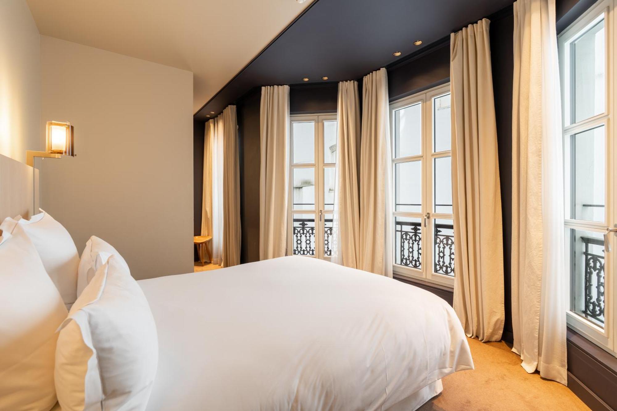 De Nell Hotel